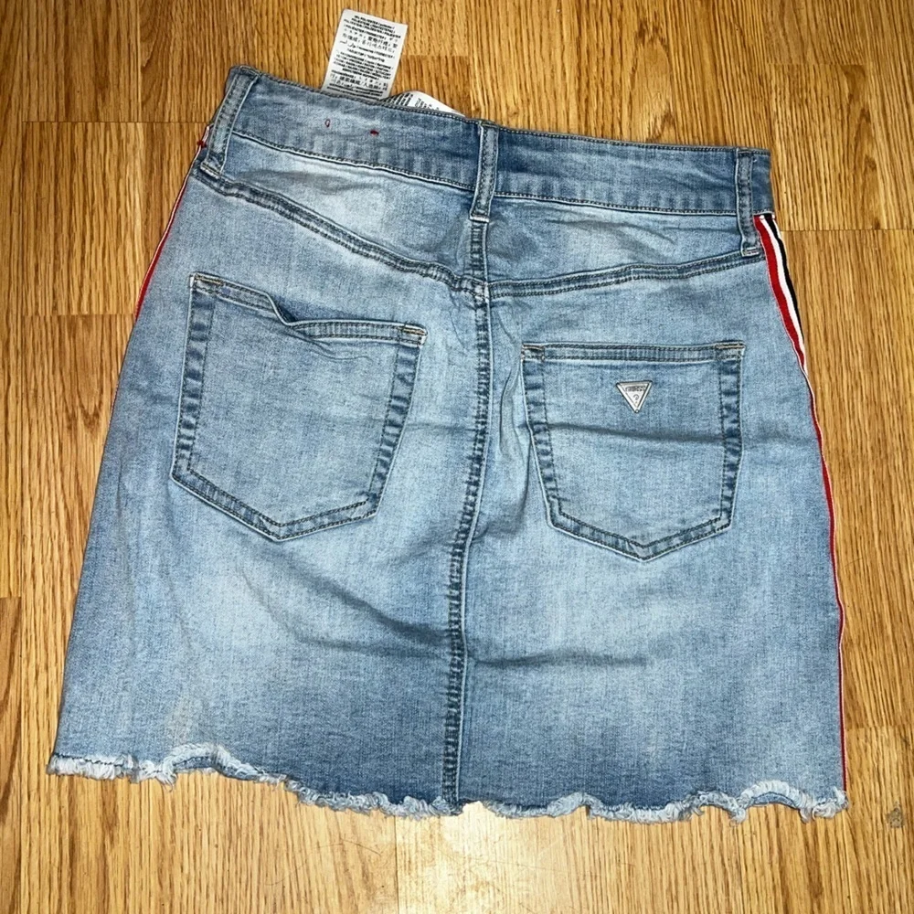 Guess XS Women's Denim Mini Skirt Logo Red Stripe Stretchy Blue Light Wash